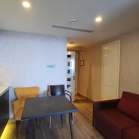 Admiral Elite Apartament *